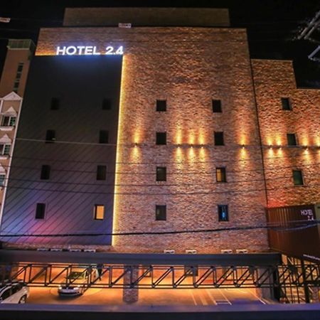 Jamsil 2.4 Hotel ソウル特別市 エクステリア 写真