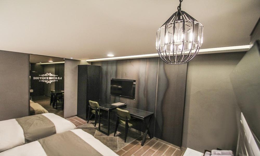 Jamsil 2.4 Hotel ソウル特別市 エクステリア 写真